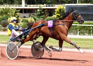 Kharnas ezúttal újra dominálhat